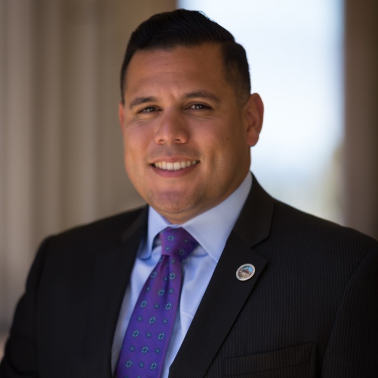 Carlos Ayon
